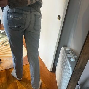 American eagle distressed jeans